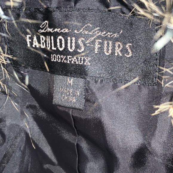 Women’s medium Fabulous Fur vest - Picture 2 of 3